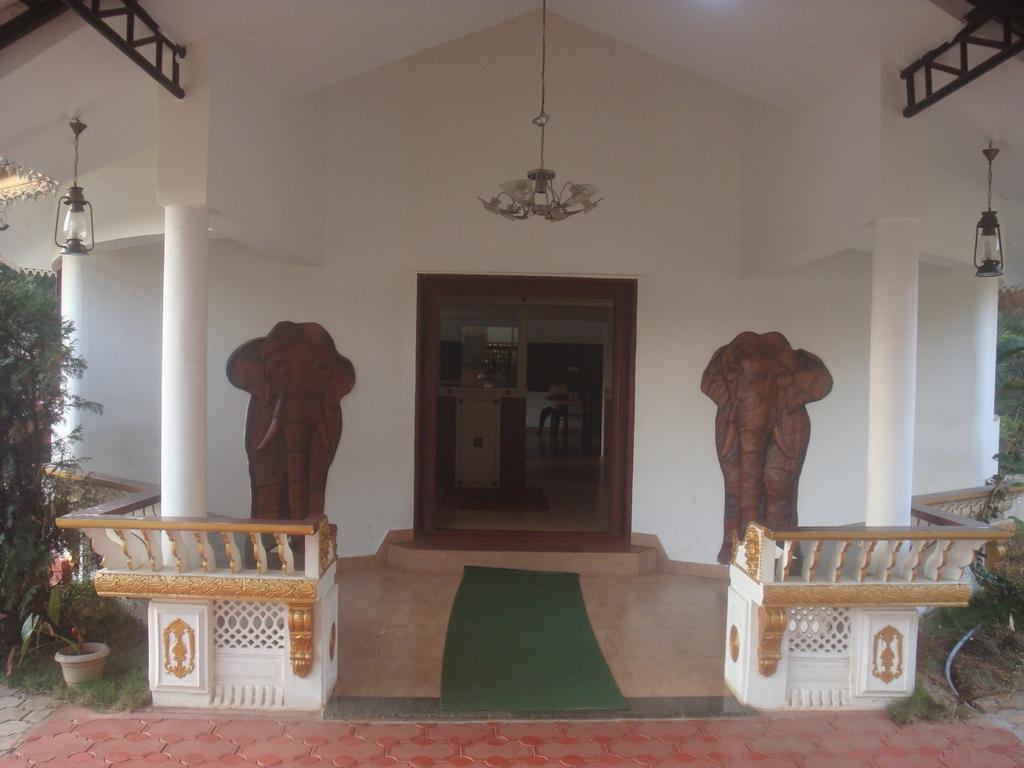 Wayanad Gate Resort Mananthavady Dış mekan fotoğraf