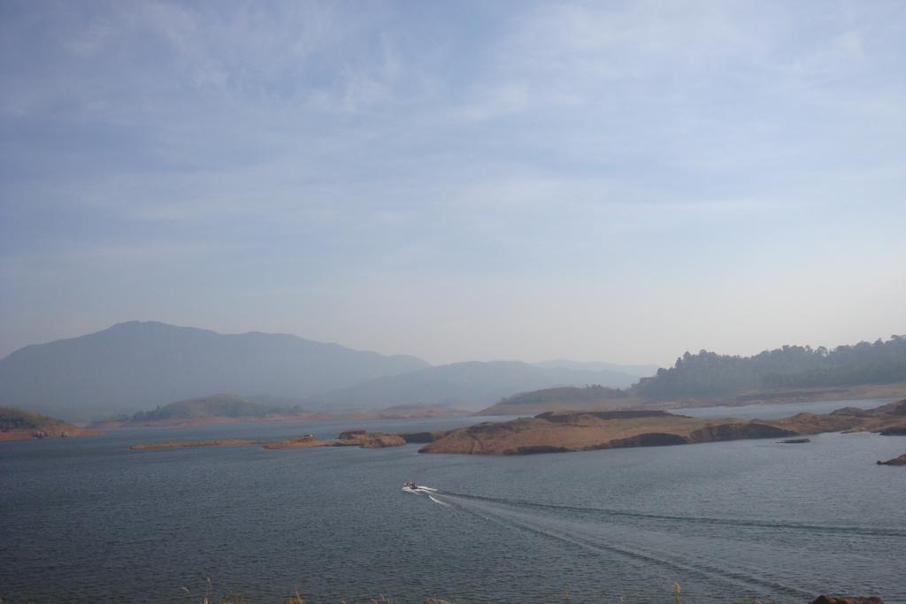 Wayanad Gate Resort Mananthavady Dış mekan fotoğraf